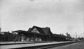 West Toronto Station (C.P.R.), Old Weston Road, east side, north of Dundas St