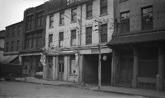 City Arms Hotel, Market St., west side, betwest Colborne & King Streets