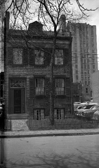 Mackenzie, William Lyon, house, Bond Street, west side, south of Dundas Street East.
