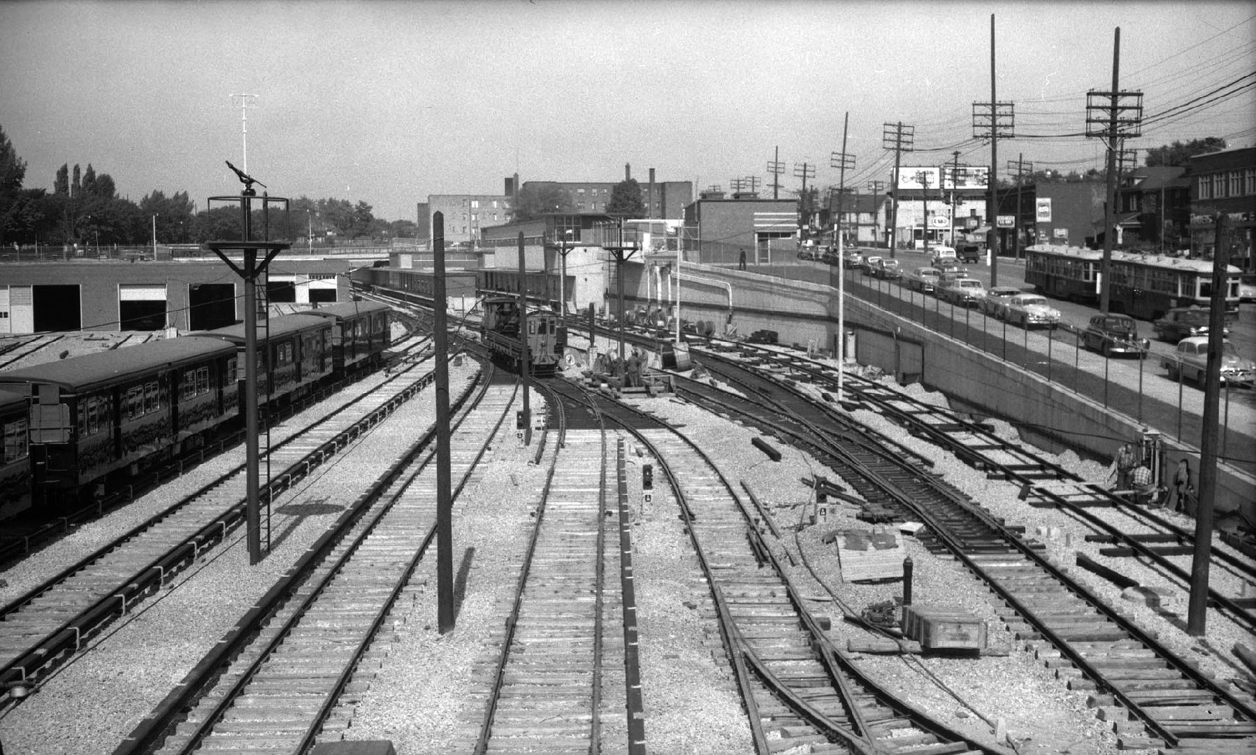 Yonge St. Subway, Davisville Yards, under construction, showing Yonge St., south of Chaplin Cre…
