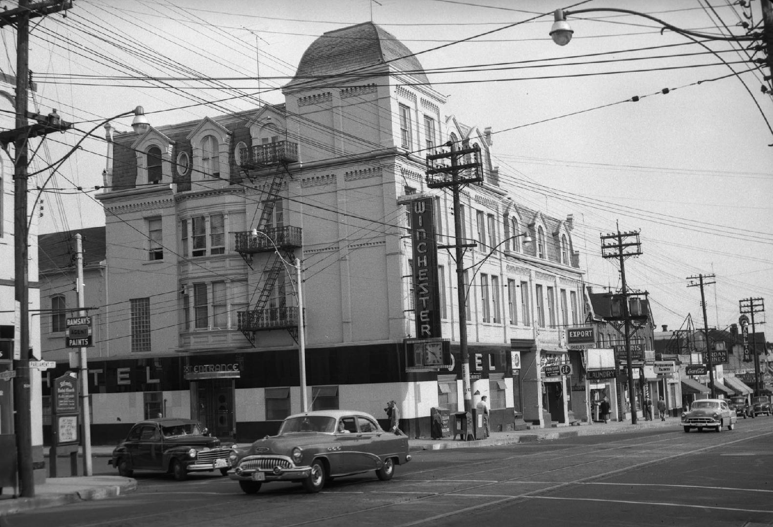 Lake View Hotel, Parliament St