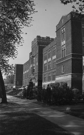 Jarvis St. Collegiate Institute (1924), Jarvis St., southeast corner Wellesley Street East