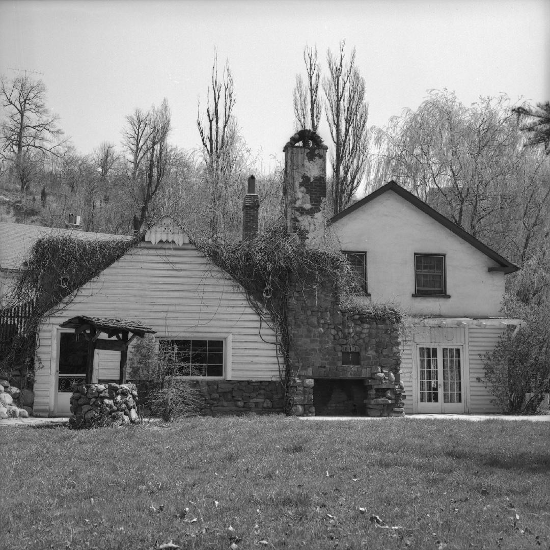Fantasy Farm, Pottery Road., north side, e. of Don Valley Parkway