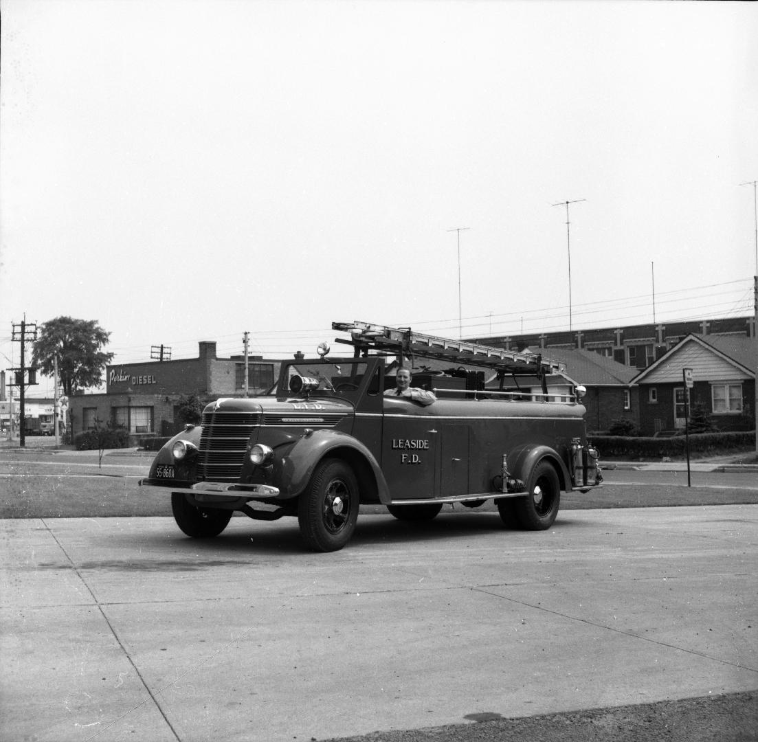 Pumper, looking north east across Randolph Road beside Leaside Municipal Building, McRae Drive, southwest corner Randolph Road