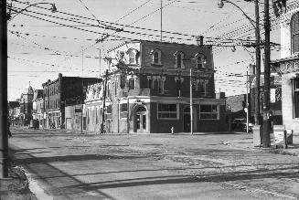 Historic photo from Sunday, January 2, 1955 - Columbia Hotel, Ossington Ave., n.w. corner Queen St. W. in Trinity Bellwoods
