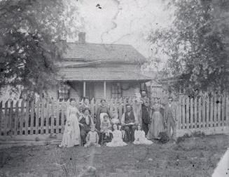 Historic photo from 1878 - Joseph Crossan house and family - around Jane and Finch (north west corner?) in York University