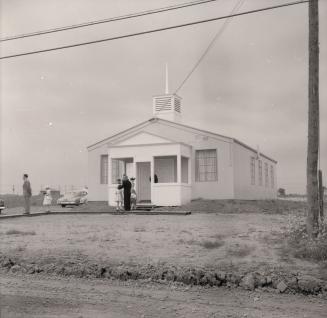 Rexdale Presbyterian Church, Islington Avenue, west side, south of Bergamot Avenue