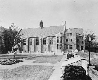 Trinity College (opened 1925), Hoskin Avenue, north side, between Queen's Park Cr