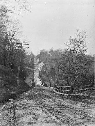 Bathurst St., looking north from about Lonsmount Dr