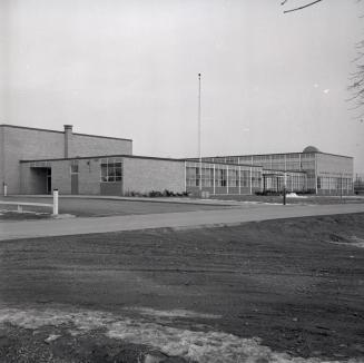 Alderwood Collegiate Institute, Valermo Drive, north side, between Bellman Avenue & Thirtieth St