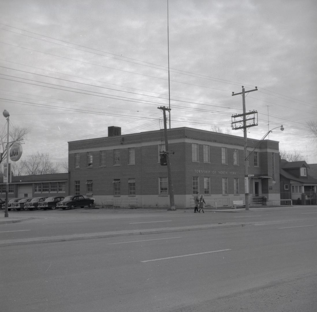 Police Station, North York, Yonge Street, southeast corner Princess Avenue