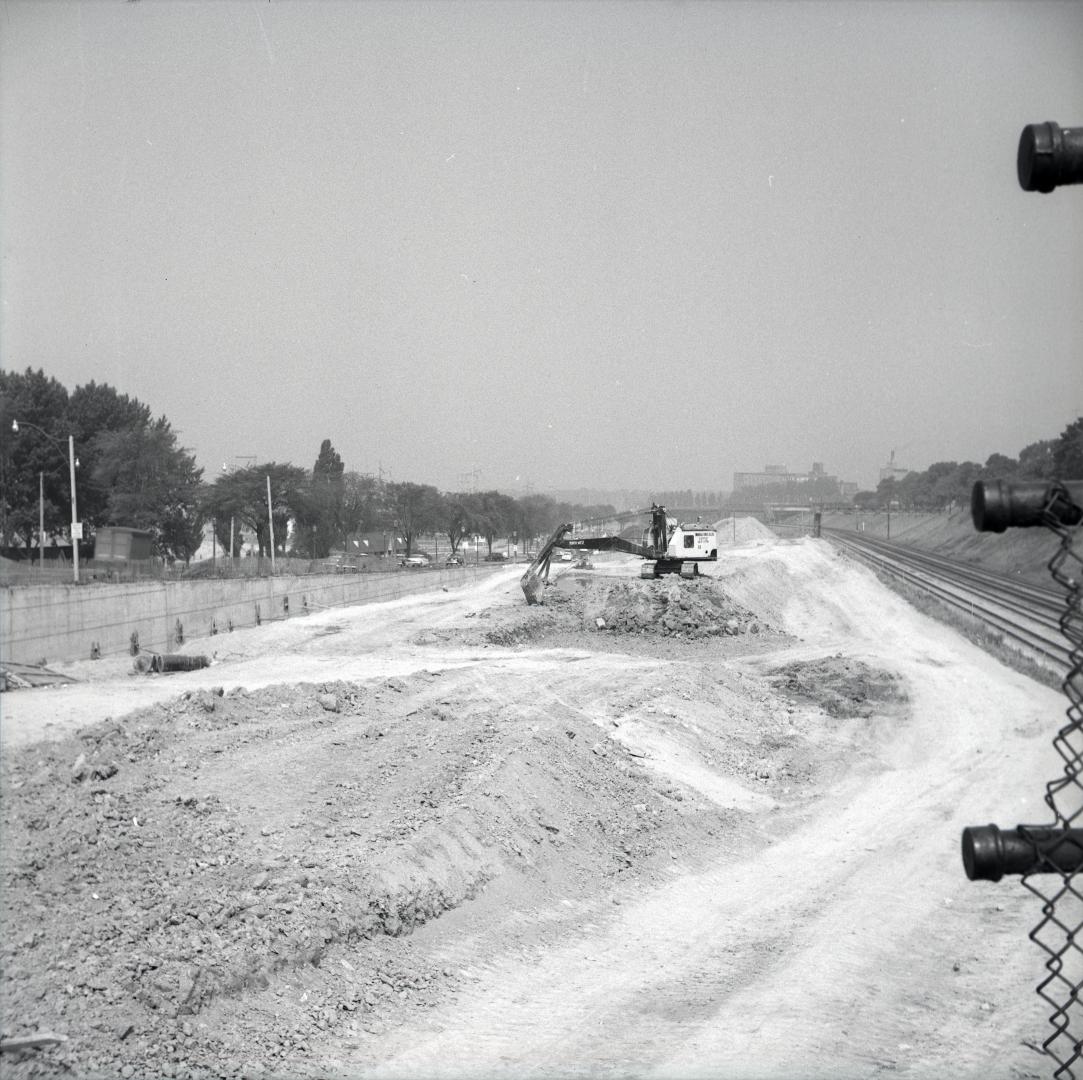 Gardiner Expressway, looking west from Dowling Avenue bridge, during construction