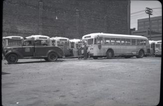 Gray Coach Lines, bus #812, at T