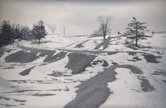 Dufferin St., south of Finch Avenue W., looking w., showing former road bed