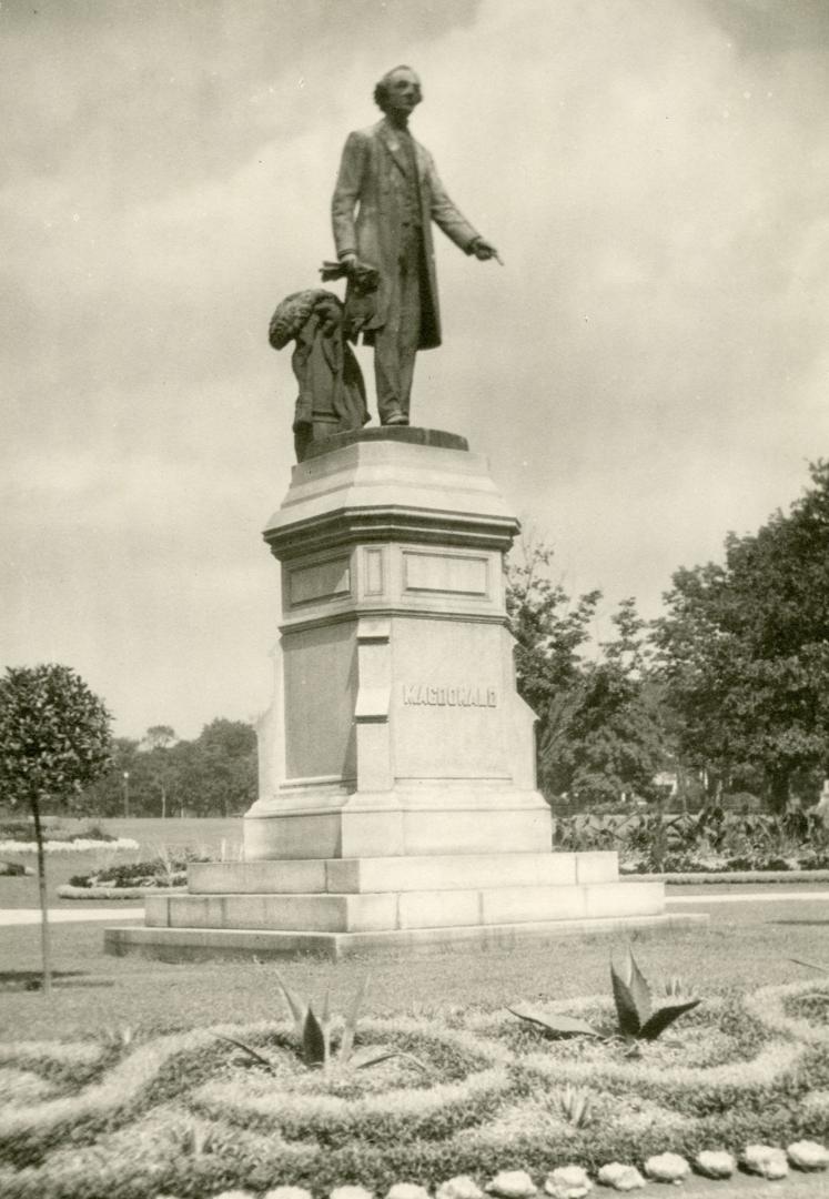 Macdonald, Sir John A., monument, Queen's Park, in front of Parliament Buildings