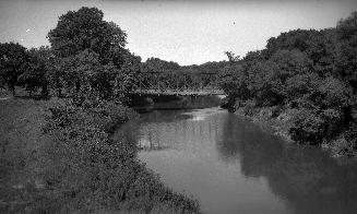 Albion Road (Old Albion Road), bridge over Humber River, looking north