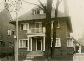 Smith, David King, house, 22 Wellesley Street East, north side, e
