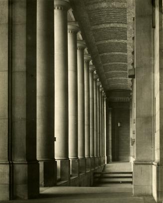 UNION STATION (opened 1927), Front Street West, south side, between Bay & York Streets