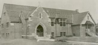 Bedford Park Presbyterian (United) Church (opened 1924), Ranleigh Avenue, north side, between Y ...