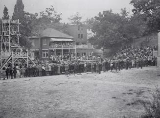 High Park Mineral Baths, Bloor Street West, north side, e