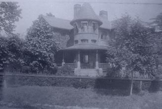 Magann, George Plunkett, house, Laburnam Avenue, southeast corner Dowling Avenue (now around Lakeshore Boulevard West & Dowling Avenue)