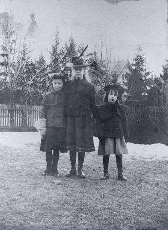 Waddington Family, in front of Elizabeth Judd's house, Blythwood Rd., north side, east of St. H ...