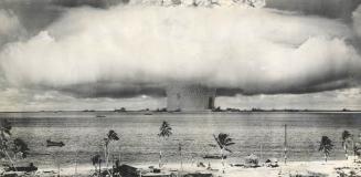 Atomic bomb explosion, Bikini Island, 1946