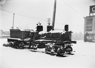 DufDufferin St., east side, north of C.N.R. tracks north of C.N.E., showing G. & O.R.R. engine. Toronto, Ontario