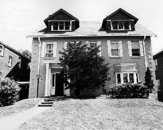 House, 955 Avenue Road, south of Eglinton Avenue West, Toronto, Ontario. Image shows a two stor ...