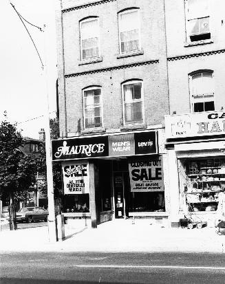 Stores, 2509 Yonge Street, southeast corner of Keewatin Avenue, Toronto, Ontario. Image shows a ...