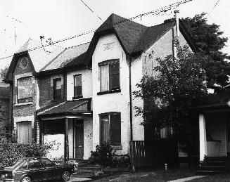 Houses, Soudan Avenue, south side, west of Redpath Avenue, Toronto, Ontario. Image shows a few  ...