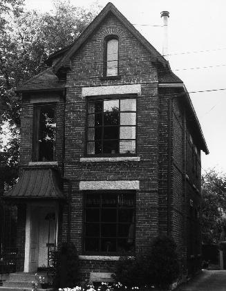 House, Hillsdale Avenue East, north side, between Yonge Street and Redpath Avenue, Toronto, Ont ...