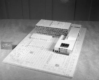M. Blatt entry, City Hall and Square Competition, Toronto, 1958, architectural model