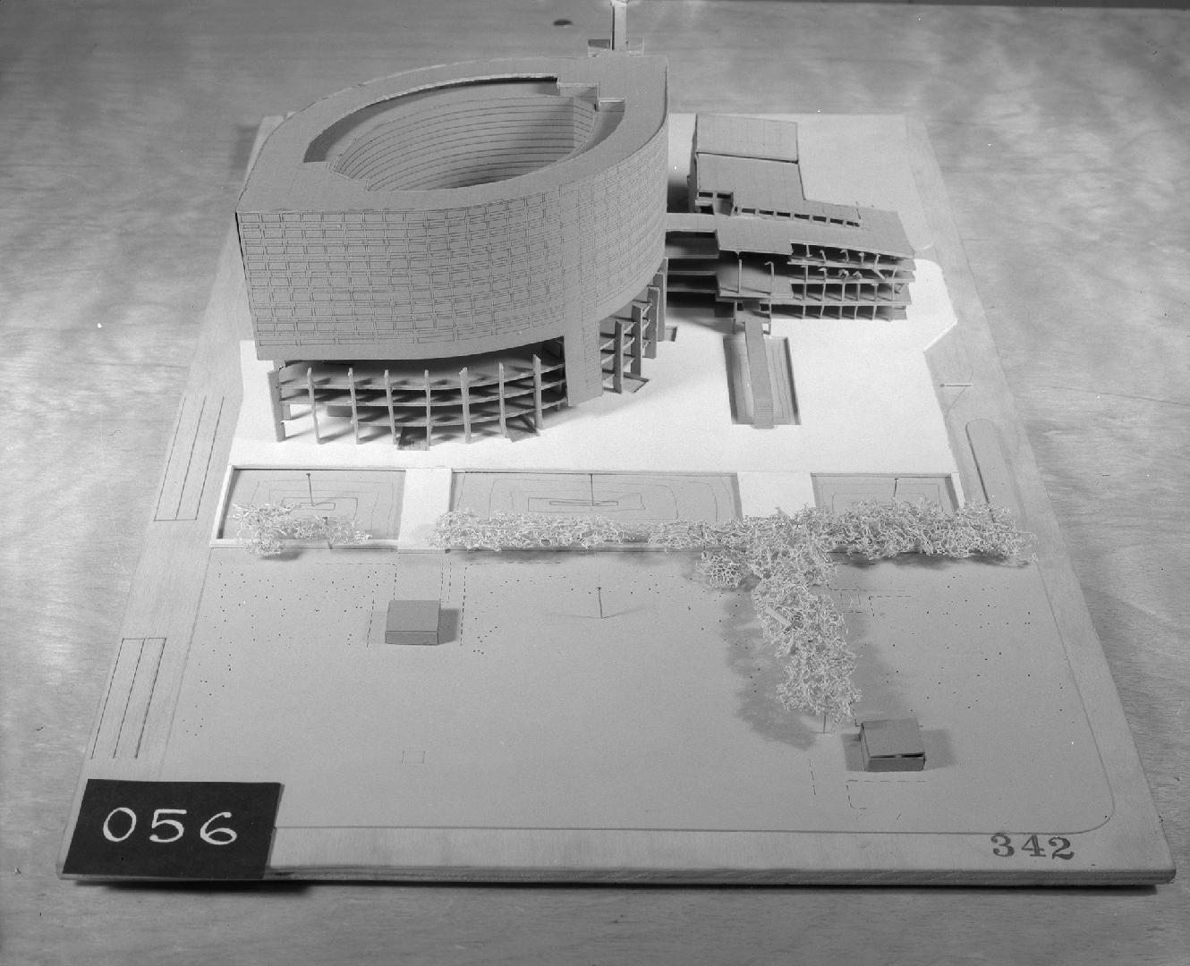 H. G. Herbert entry, City Hall and Square Competition, Toronto, 1958, architectural model