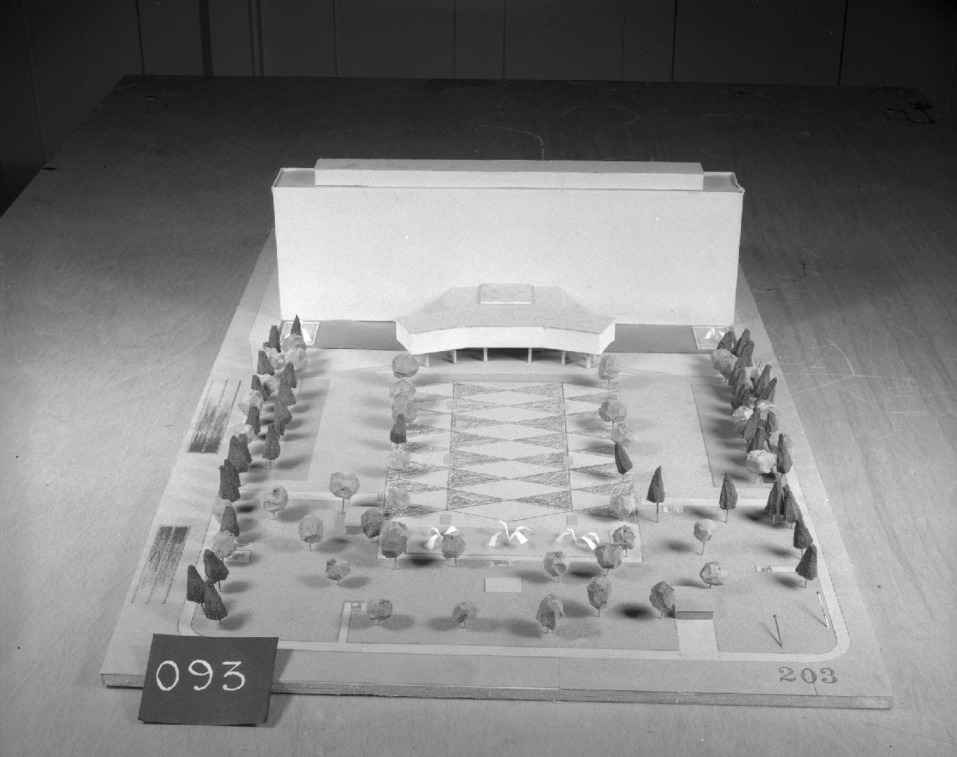 P. R. Moy entry, City Hall and Square Competition, Toronto, 1958, architectural model