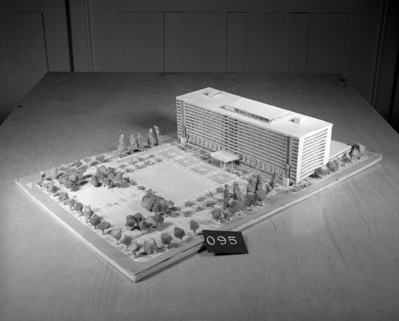 J. J. Van Voorst entry, City Hall and Square Competition, Toronto, 1958, architectural model