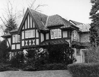 Gilbert LaBine House, Lympstone Avenue, southwest corner of Lawrence Crescent, Toronto, Ontario ...