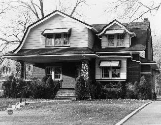 William Irwin House, Dinnick Crescent, between Lympstone Avenue and Mount Pleasant Road, Toront ...