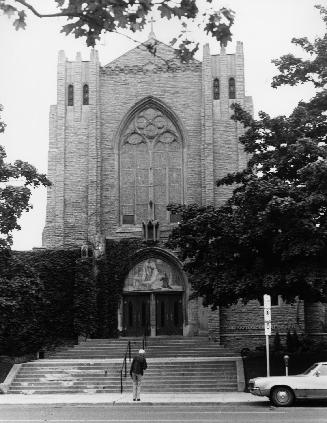 Blessed Sacrament Church, 2982 Yonge Street, northwest corner of Cheritan Avenue, Toronto, Onta ...