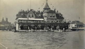 Image shows the Toronto Canoe Club building by the lake.