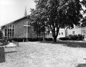 Bedford Park United Church, 100 Ranleigh Avenue, north side, between Yonge Street and Mount Ple ...