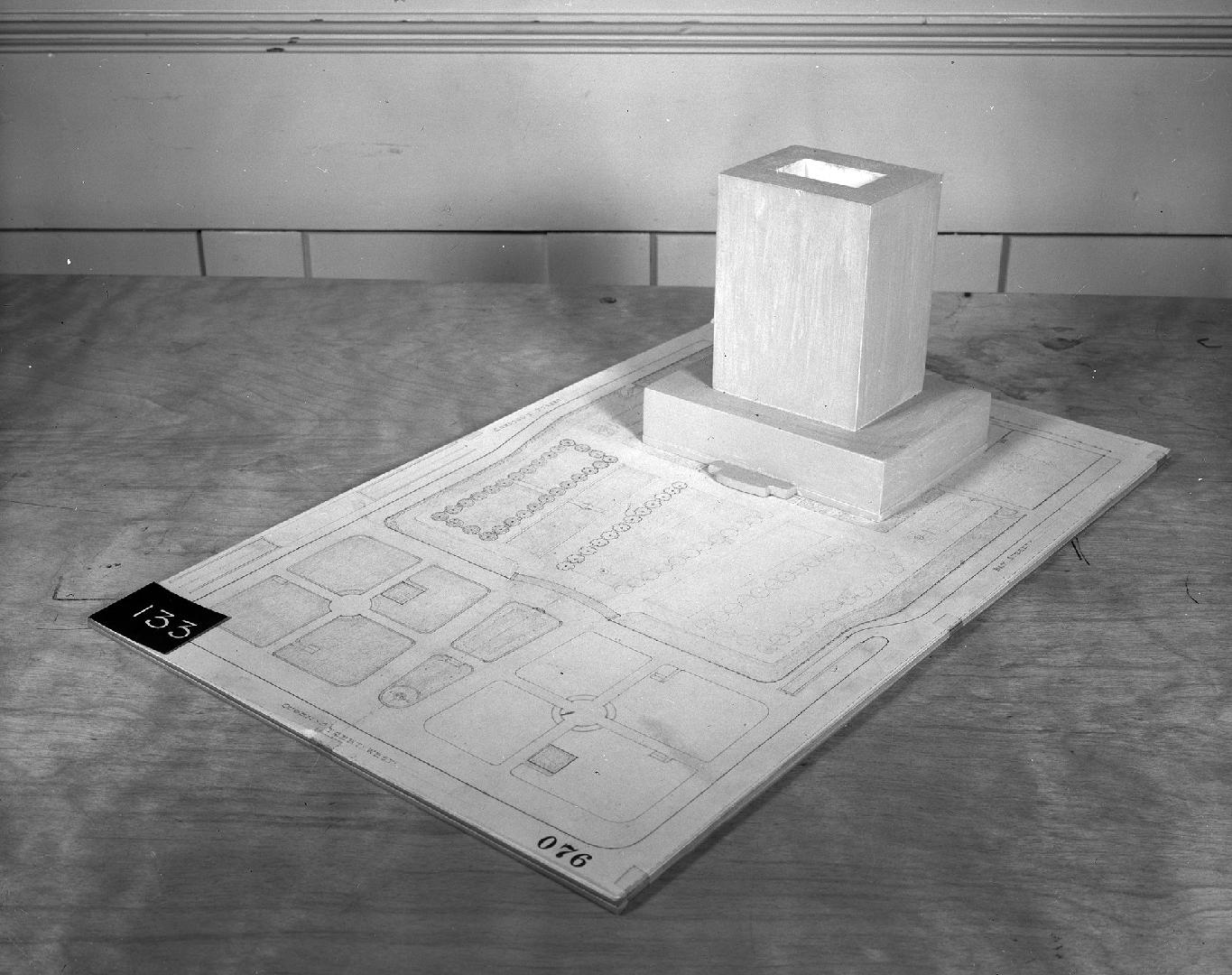 Albert Wood & Five Sons, Inc. entry, City Hall and Square Competition, Toronto, 1958, architectural model