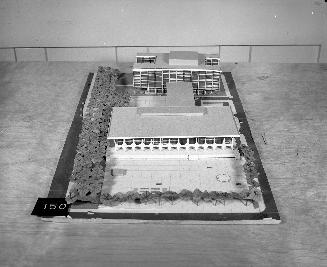 C. Arnold entry, City Hall and Square Competition, Toronto, 1958, architectural model