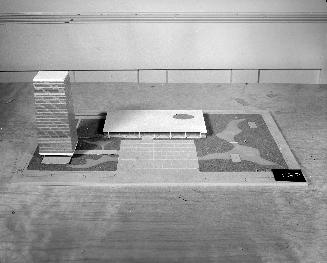 Rubens Carneiro Vianna and Ricardo Sievers entry, City Hall and Square Competition, Toronto, 1958, architectural model