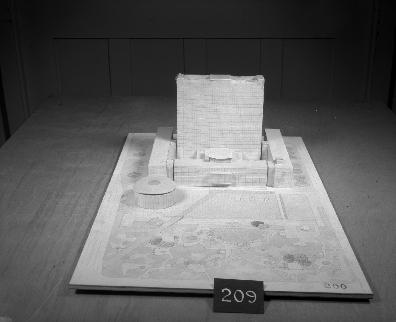 K. Waite and D. A. Stewart entry, City Hall and Square Competition, Toronto, 1958, architectural model