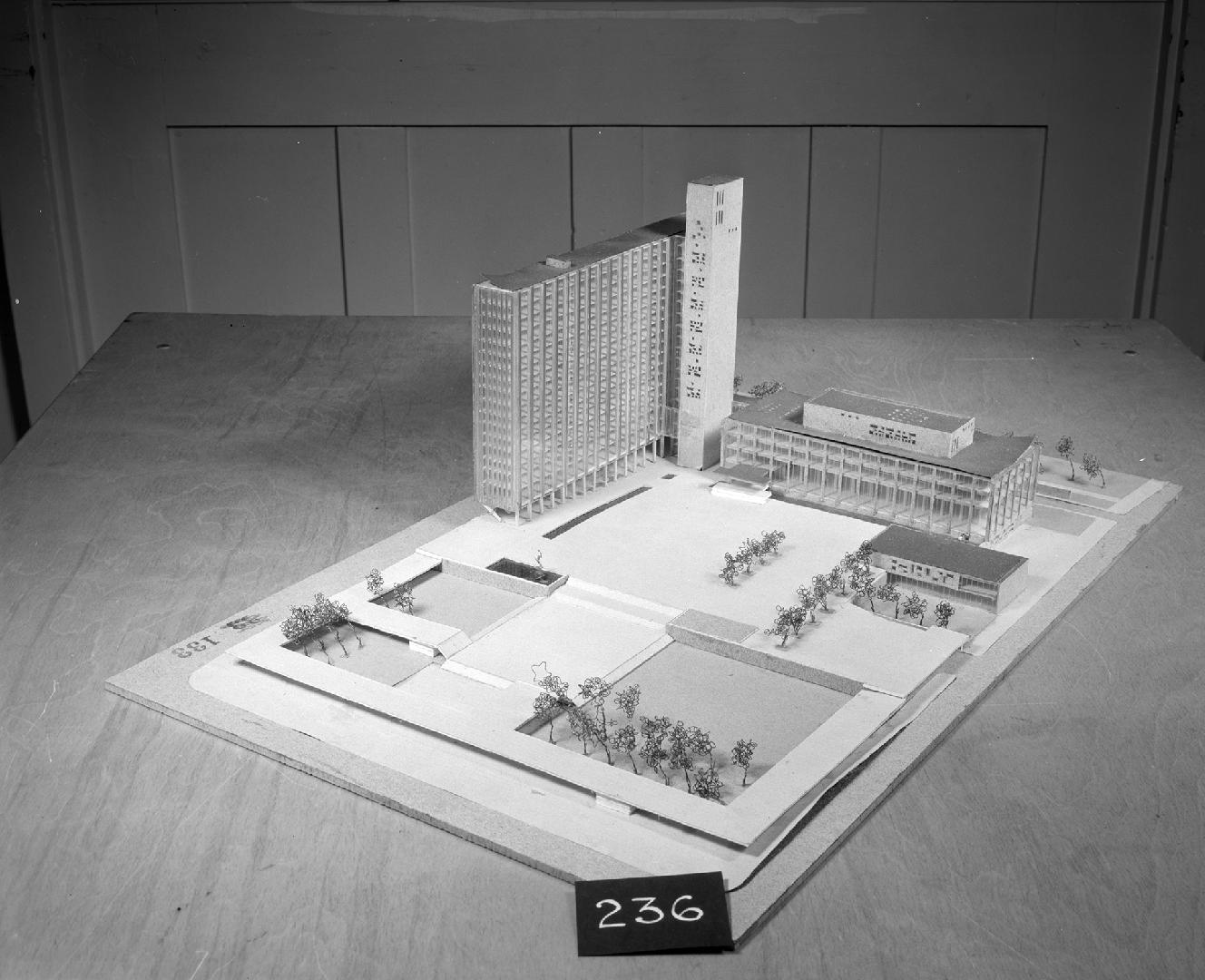 L. D. Warshaw entry, City Hall and Square Competition, Toronto, 1958, architectural model