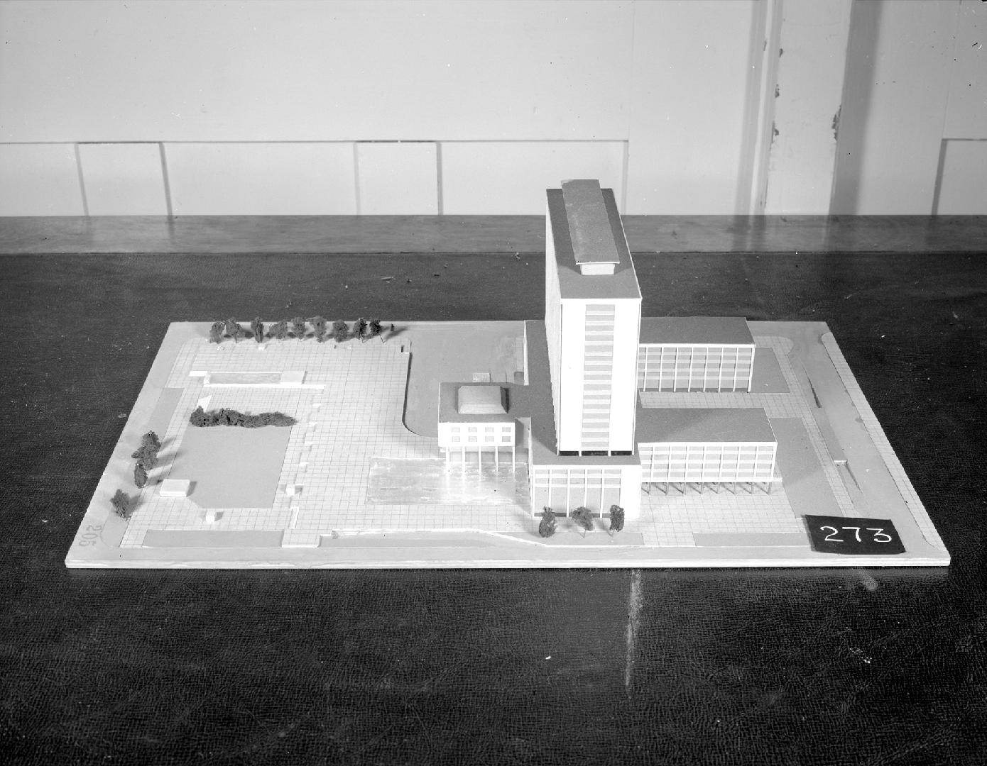 A. Clark, P. Hudson, A. Low and S. Smith entry, City Hall and Square Competition, Toronto, 1958, architectural model
