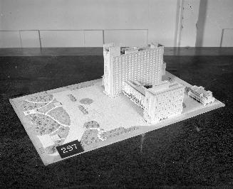 K. Tanimoto entry, City Hall and Square Competition, Toronto, 1958, architectural model