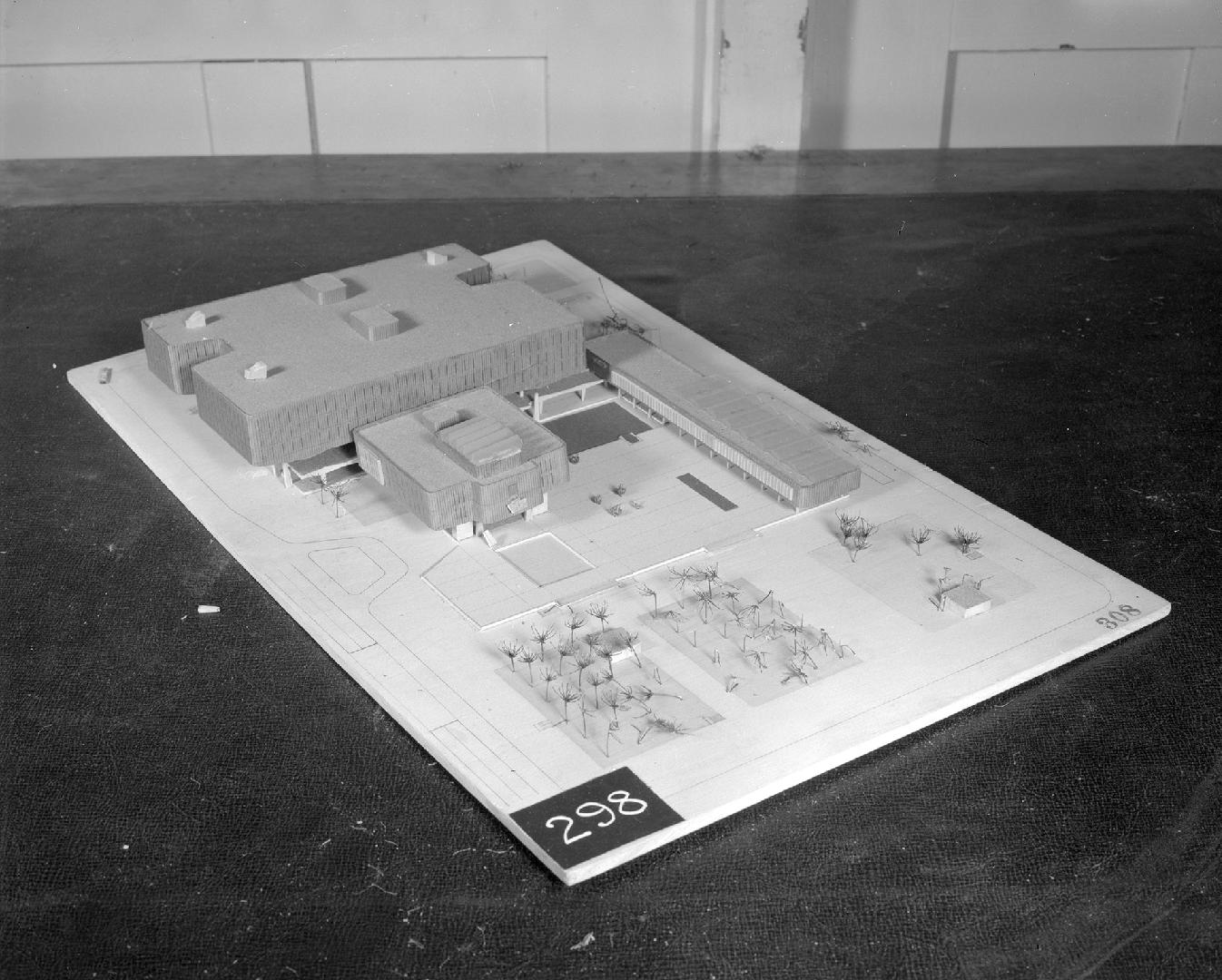 Arch. Artist Group entry, City Hall and Square Competition, Toronto, 1958, architectural model