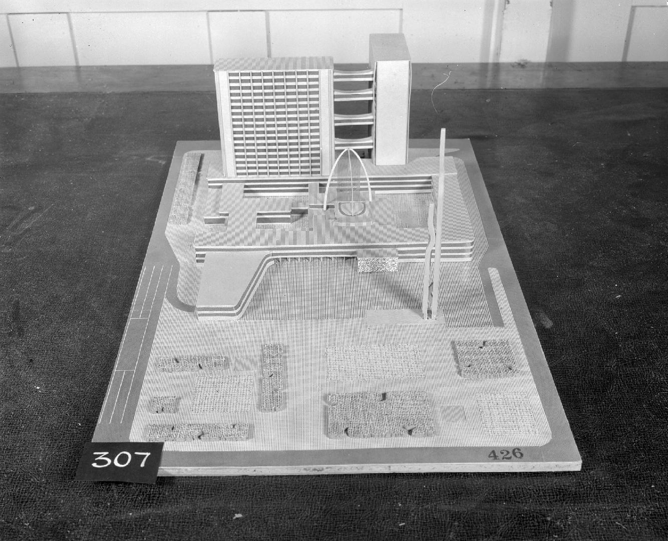 Miguel Fisac entry, City Hall and Square Competition, Toronto, 1958, architectural model